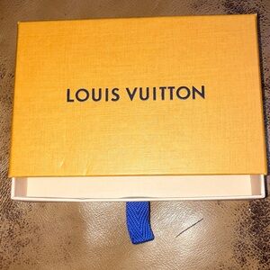 Louis Vuitton Box 5 1/2 x 3 1/2